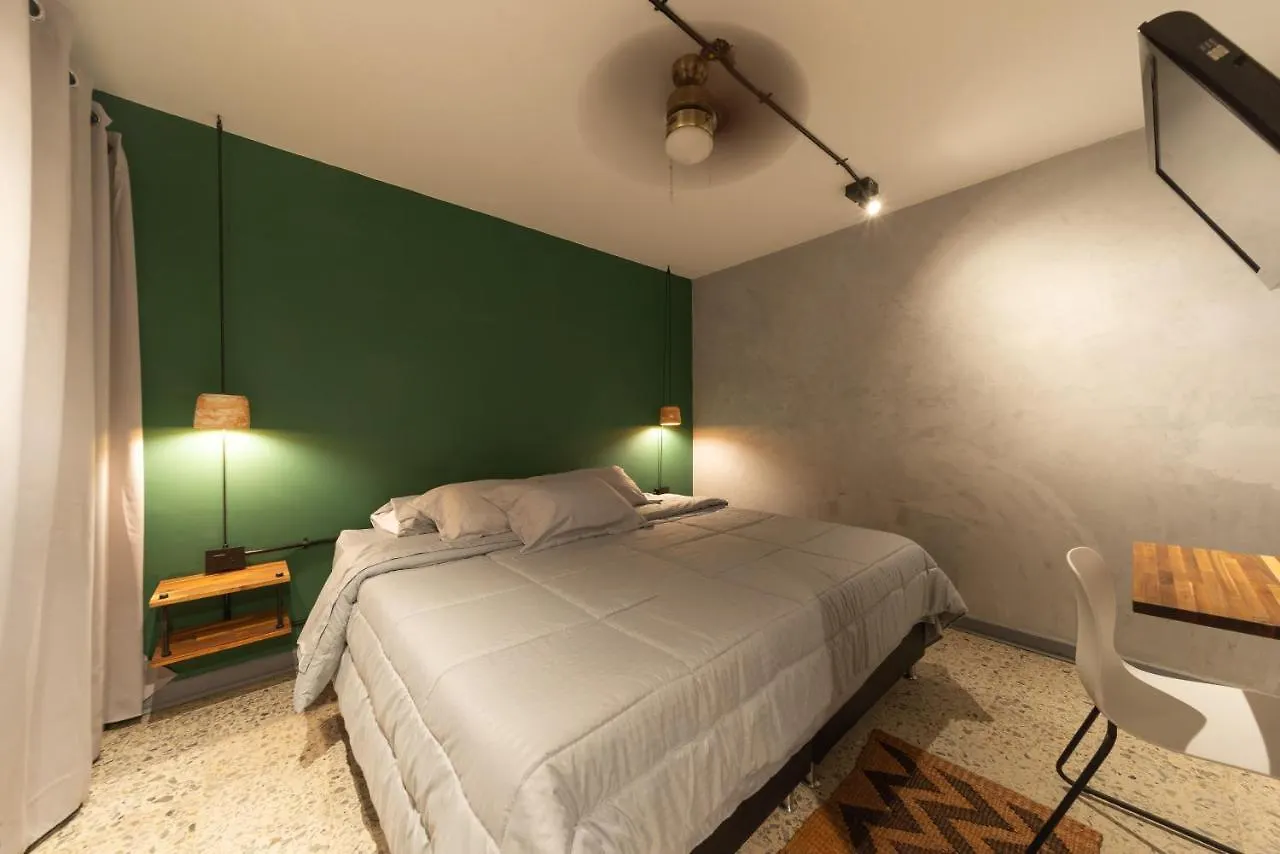 Casa Mosaiko- Parque Poblado Hotel Medellin Guest house