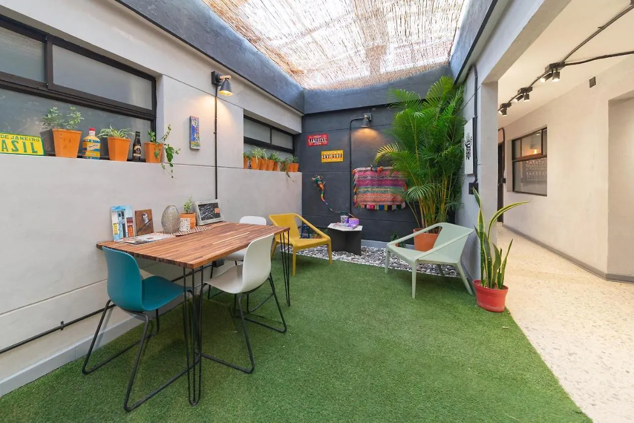 Pensión Casa Mosaiko- Local art&design hotel Medellín