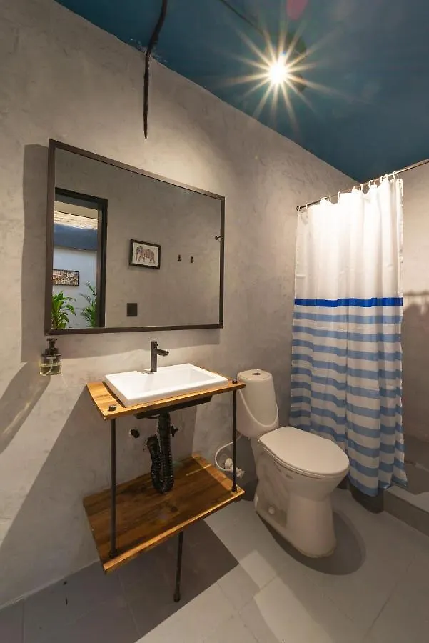 Casa Mosaiko- Local art&design hotel Medellín