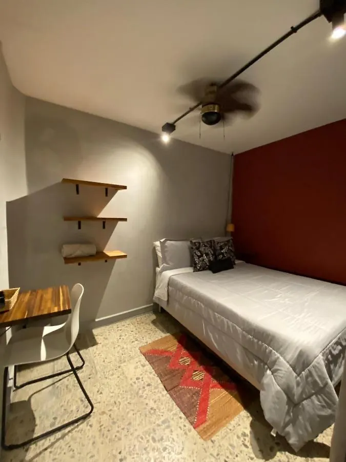 Casa Mosaiko- Local art&design hotel Medellín Pensión